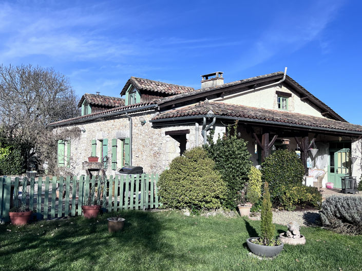 Image No.1-7 Bed House for sale
