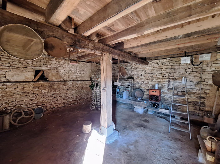 Image No.9-4 Bed House for sale