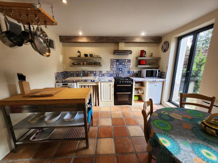 Image No.8-3 Bed Village House for sale