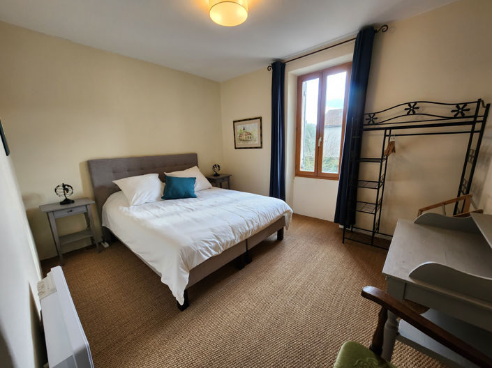 Image No.7-3 Bed House for sale