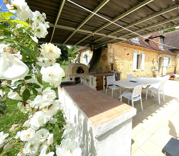 Image No.2-3 Bed House for sale