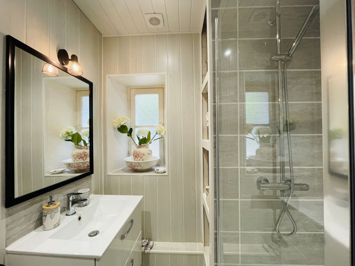 Image No.6-4 Bed House for sale