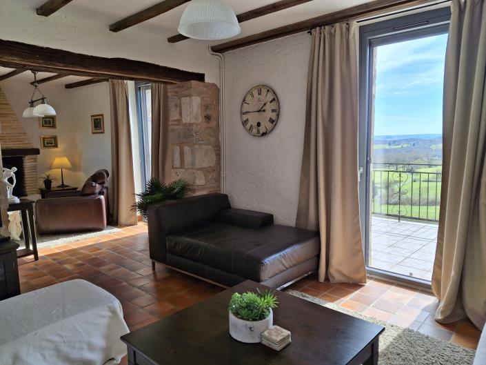 Image No.7-3 Bed Village House for sale