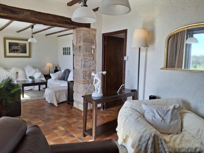 Image No.14-3 Bed Village House for sale