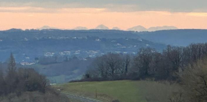 Image No.18-3 Bed Village House for sale