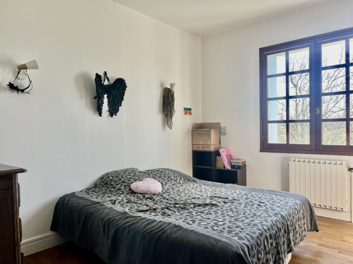 Image No.8-4 Bed House for sale