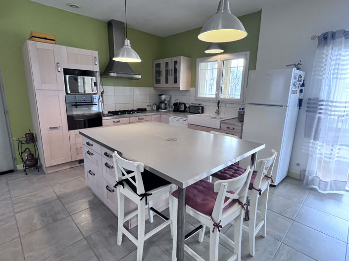 Image No.3-4 Bed House for sale