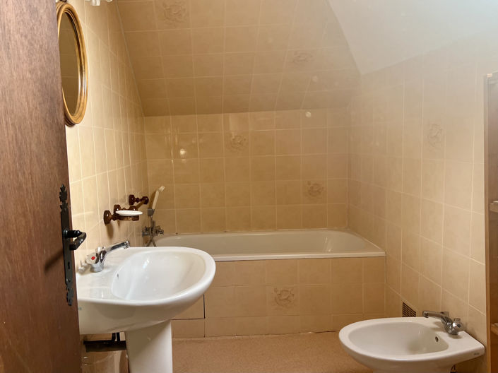 Image No.14-3 Bed House for sale