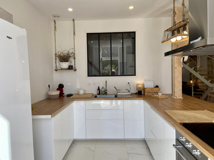 Image No.3-4 Bed House for sale