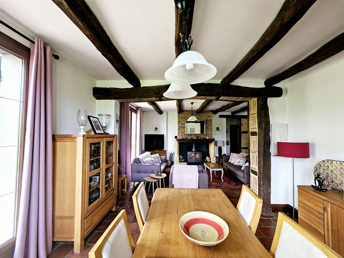 Image No.8-4 Bed House for sale