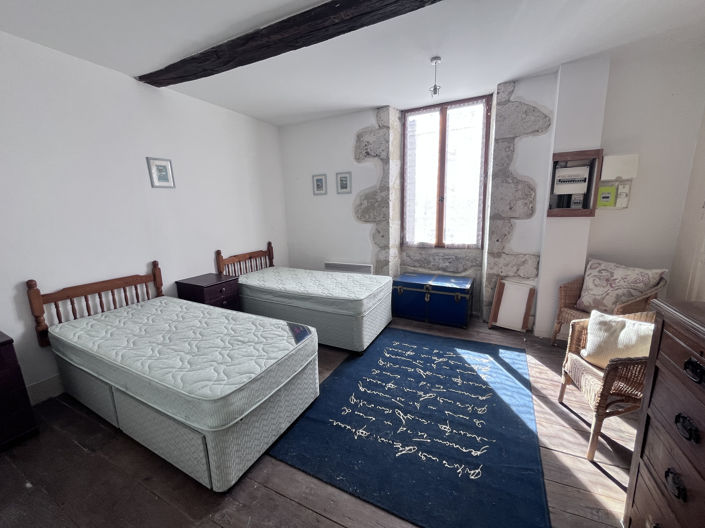 Image No.5-2 Bed House for sale