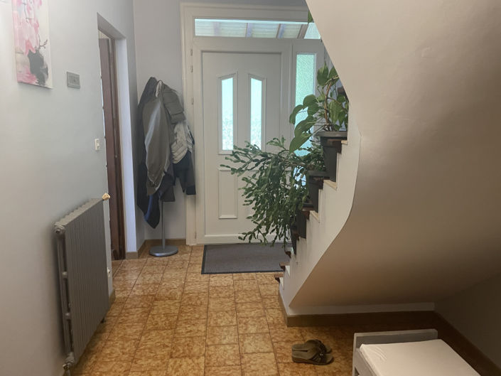 Image No.5-4 Bed House for sale