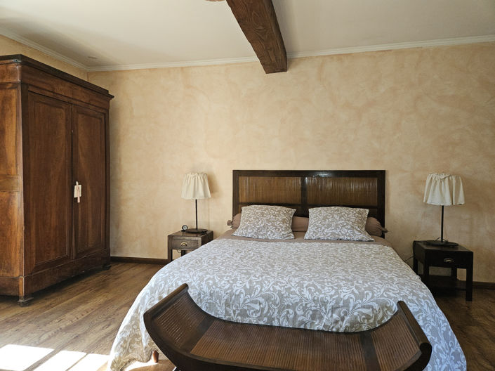 Image No.10-3 Bed House for sale