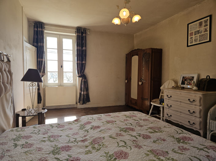 Image No.17-3 Bed House for sale