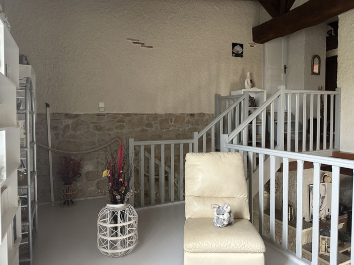 Image No.10-4 Bed House for sale