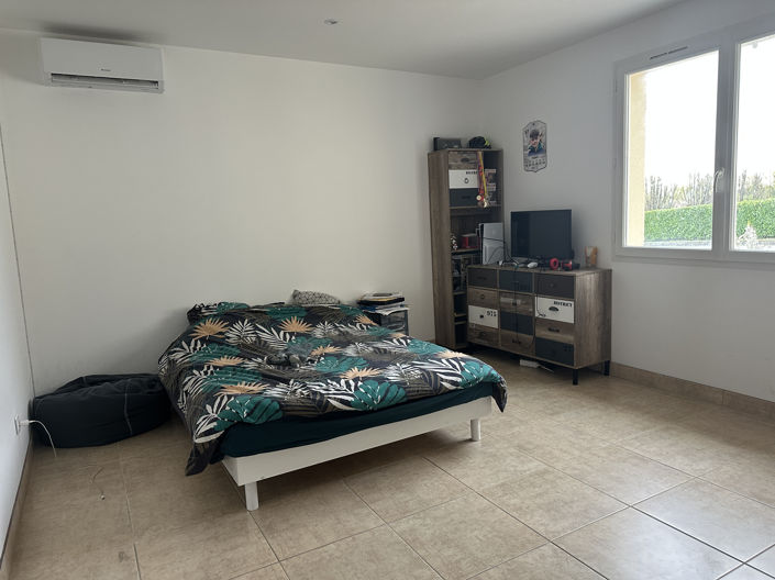 Image No.8-4 Bed House for sale