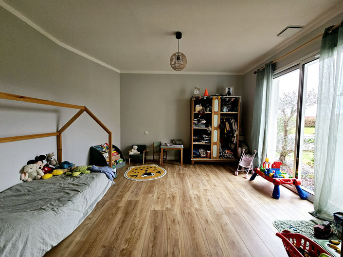 Image No.13-7 Bed House for sale