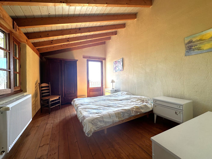 Image No.9-3 Bed House for sale