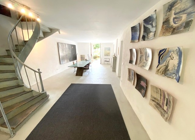 Image No.1-2 Bed House for sale