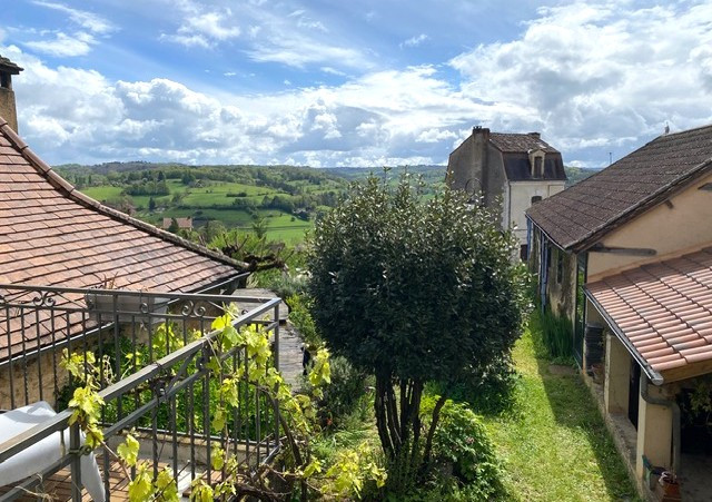 Image No.21-2 Bed House for sale