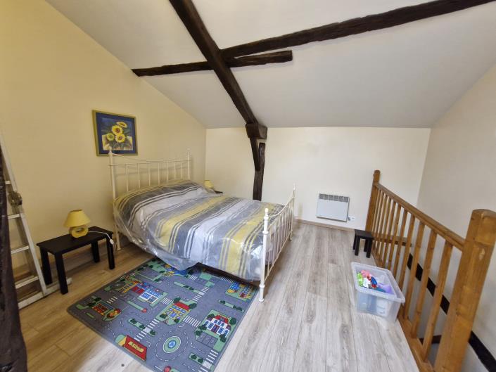 Image No.18-3 Bed Village House for sale