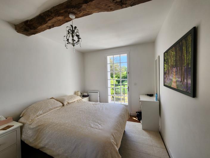 Image No.8-3 Bed Country Property for sale