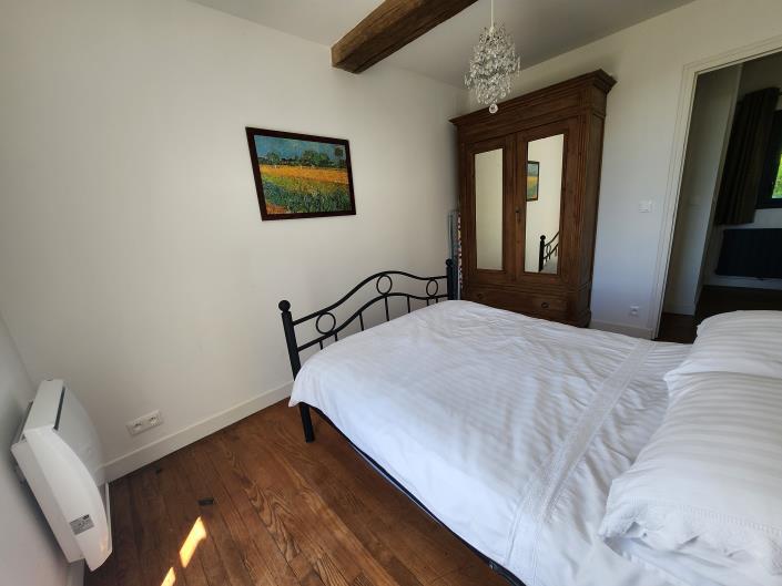 Image No.17-3 Bed Country Property for sale