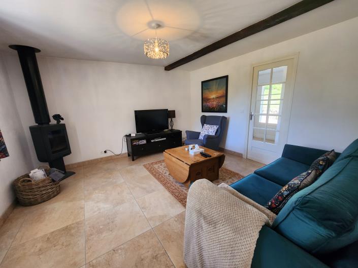 Image No.18-3 Bed Country Property for sale