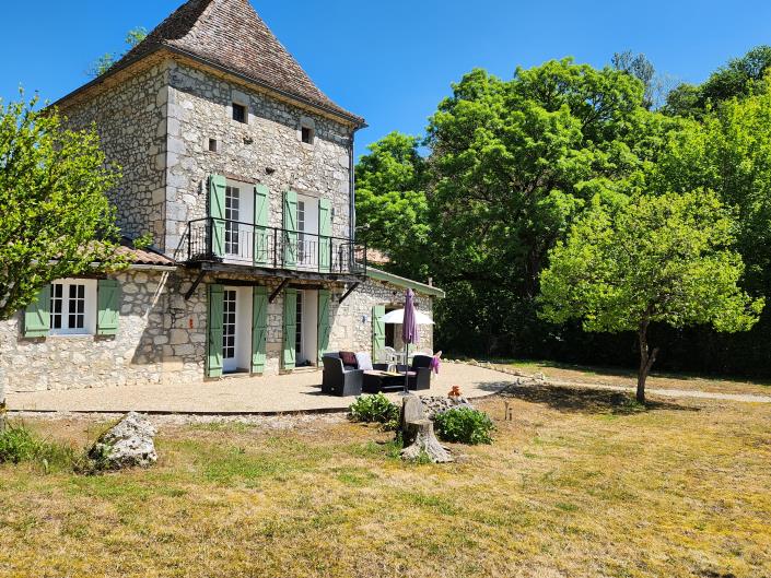 Image No.33-3 Bed Country Property for sale