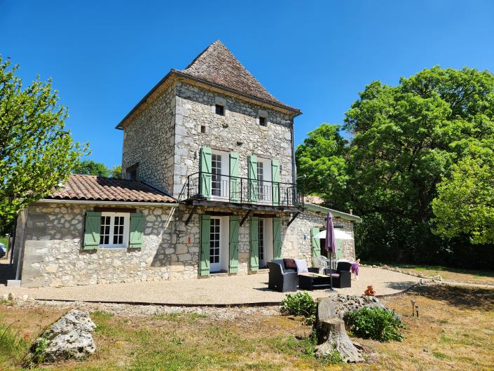 Image No.11-3 Bed Country Property for sale