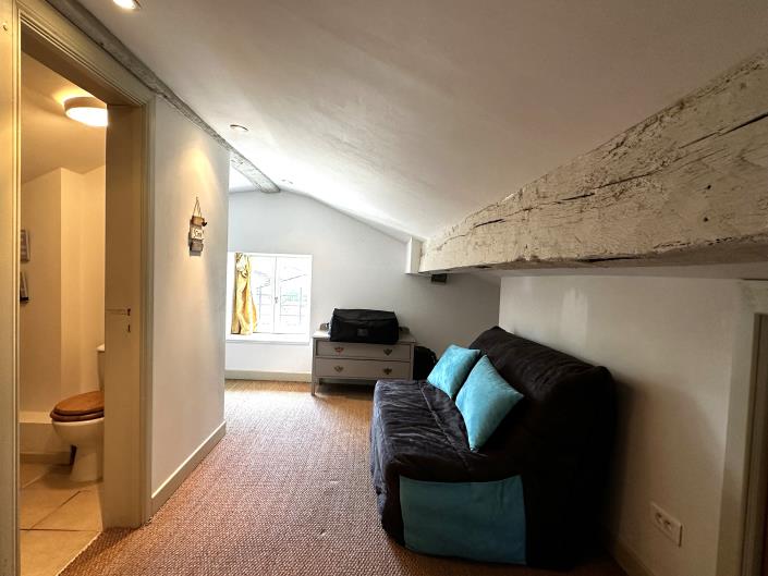 Image No.11-3 Bed Country House for sale