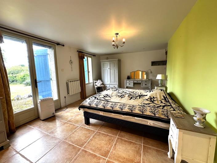 Image No.12-3 Bed Country House for sale