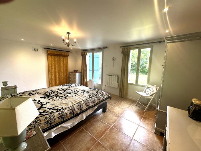 Image No.15-3 Bed Country House for sale