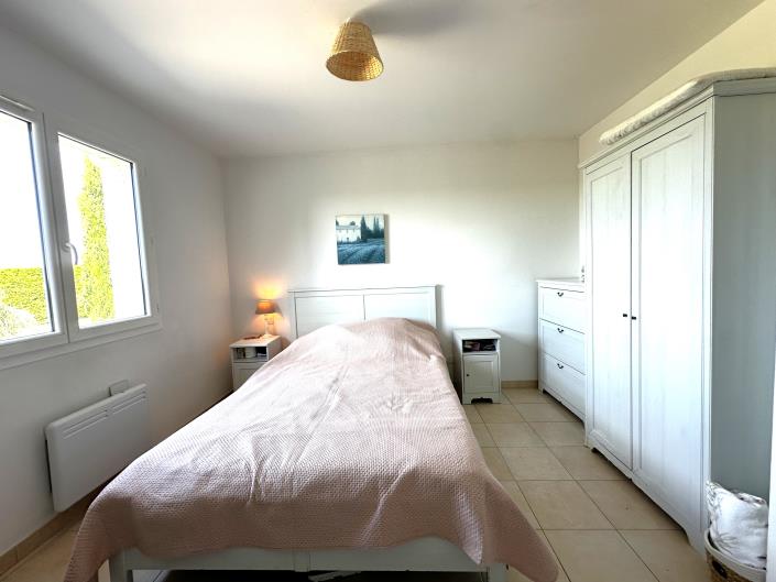 Image No.8-3 Bed Villa / Detached for sale