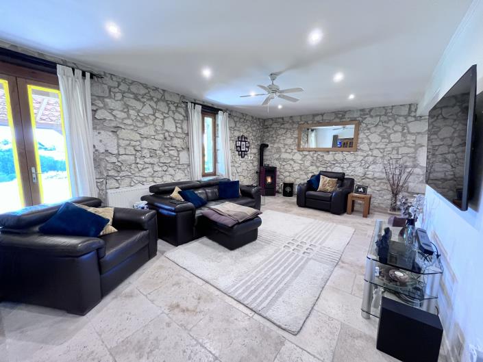 Image No.4-5 Bed Country House for sale