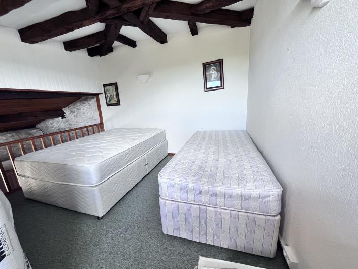 Image No.12-5 Bed Country House for sale