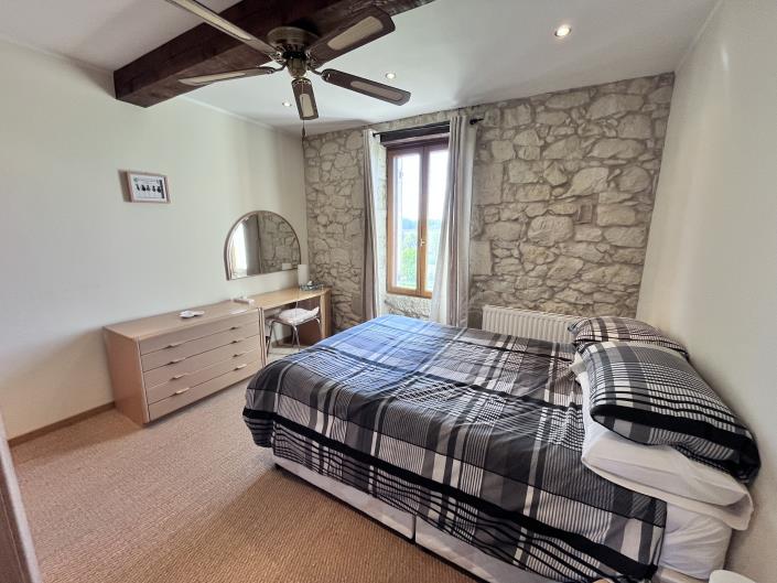 Image No.8-5 Bed Country House for sale