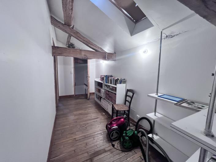 Image No.18-6 Bed Country House for sale