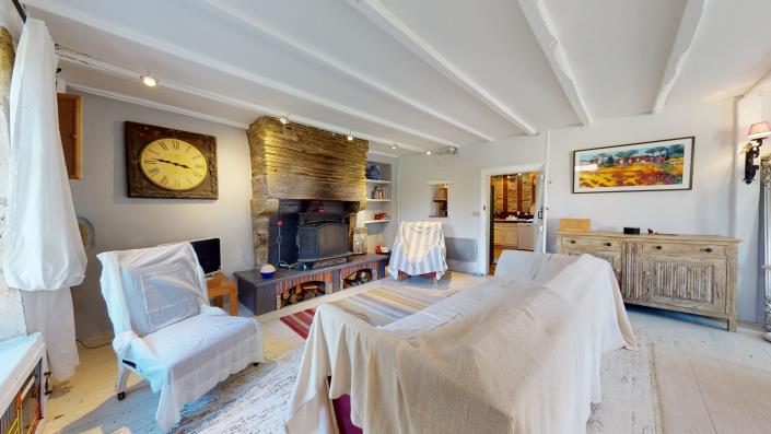 Image No.7-3 Bed Village House for sale