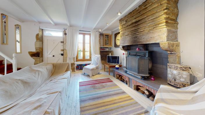 Image No.8-3 Bed Village House for sale