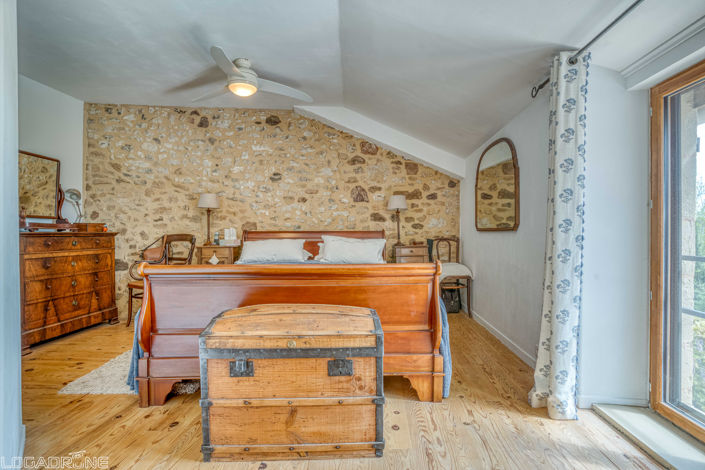 Image No.16-4 Bed House for sale