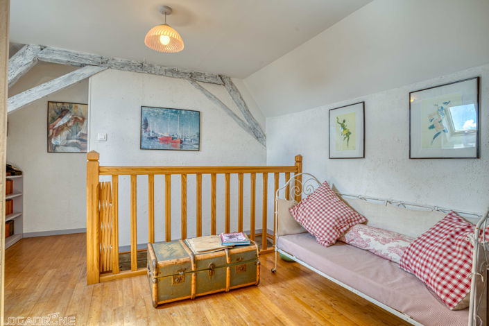 Image No.17-4 Bed House for sale