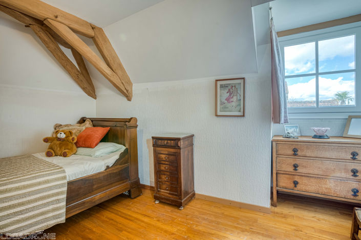 Image No.19-4 Bed House for sale