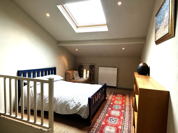 Image No.13-4 Bed House for sale