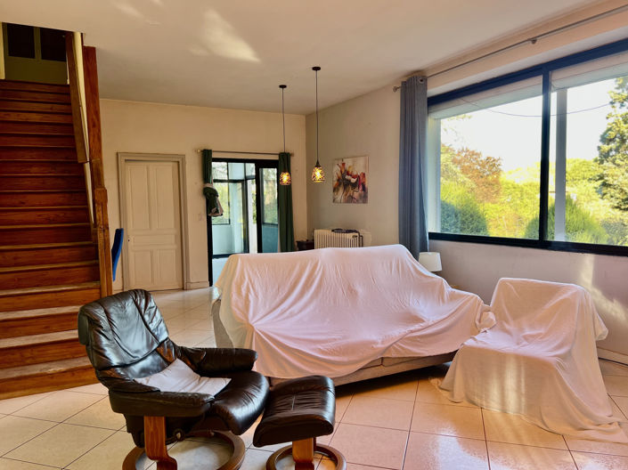 Image No.10-5 Bed House for sale