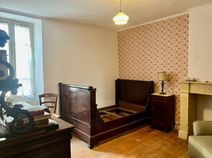 Image No.12-5 Bed House for sale