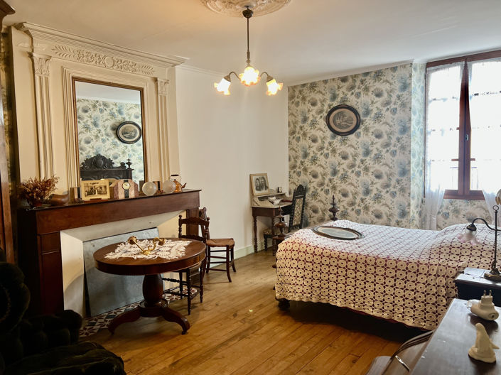 Image No.15-5 Bed House for sale