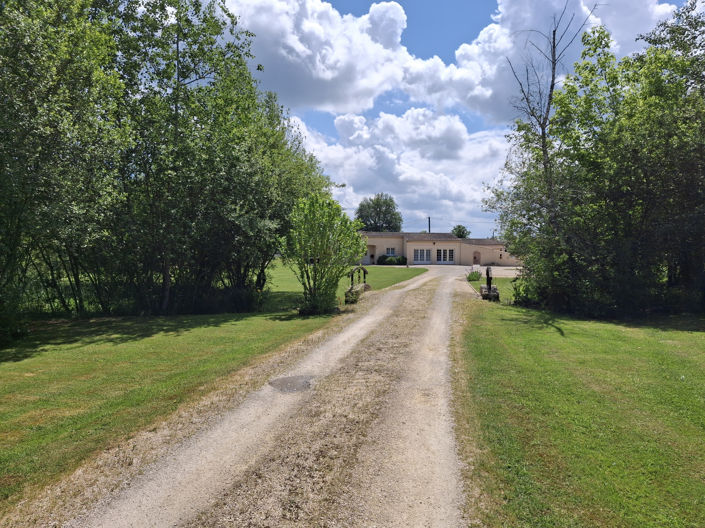 Image No.22-5 Bed House for sale