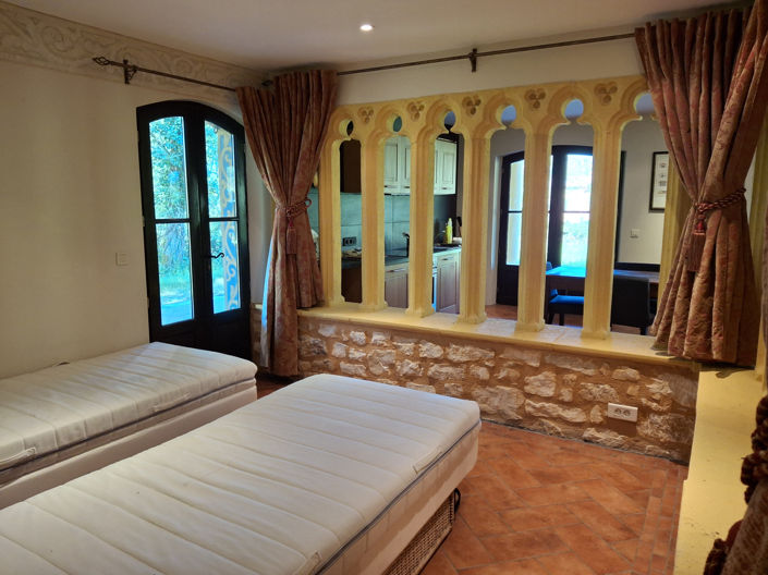 Image No.21-4 Bed House for sale