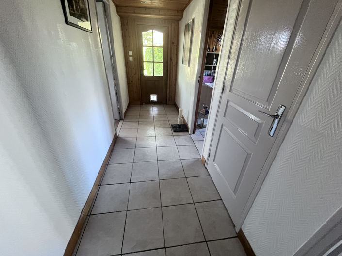 Image No.11-3 Bed House for sale